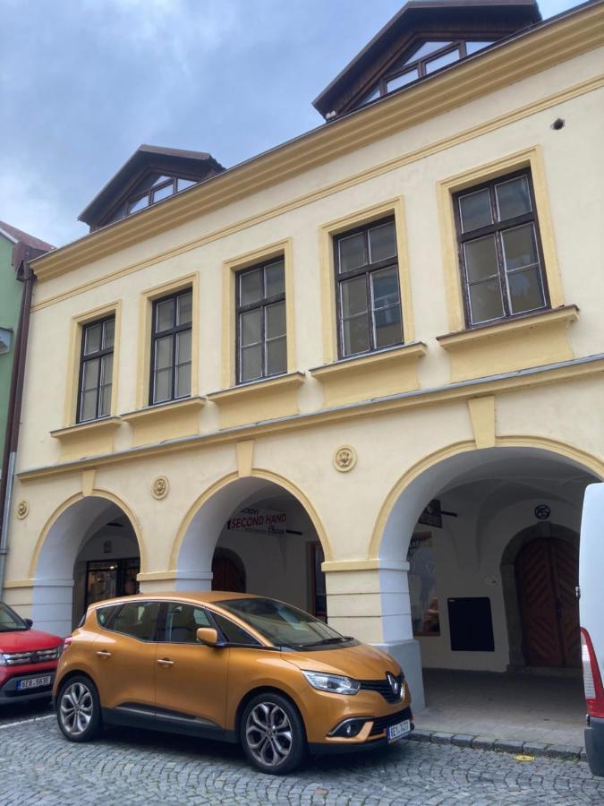 Apartament Stepankova 85 *